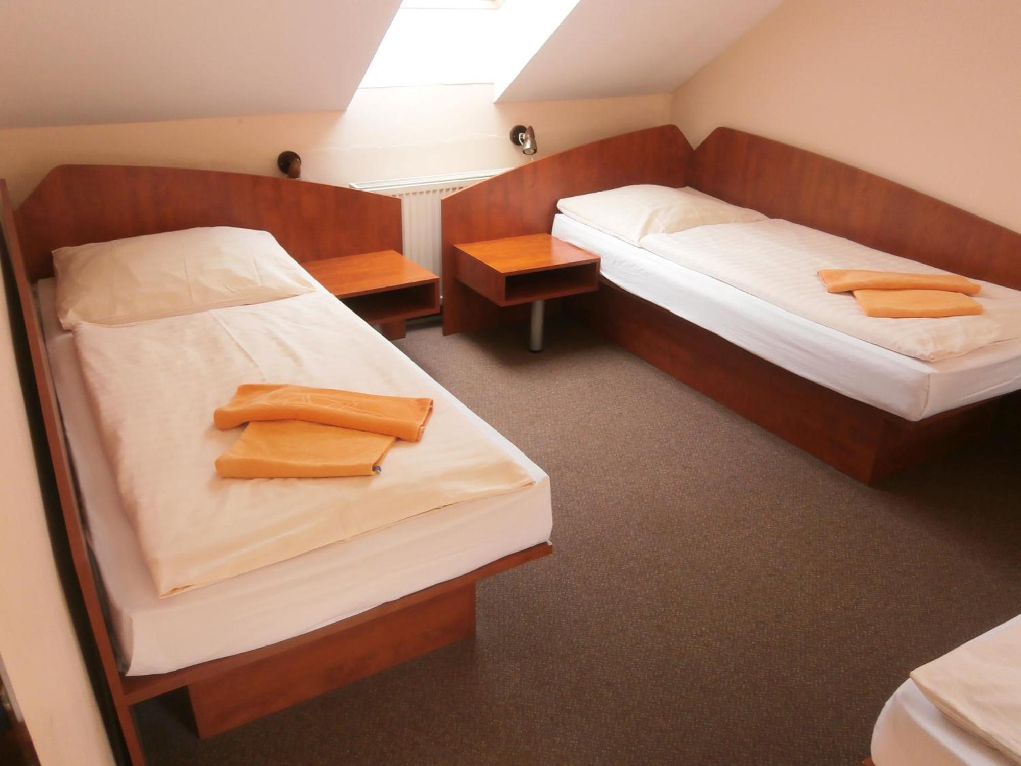 Hotel Flora Bešeňová Esterno foto