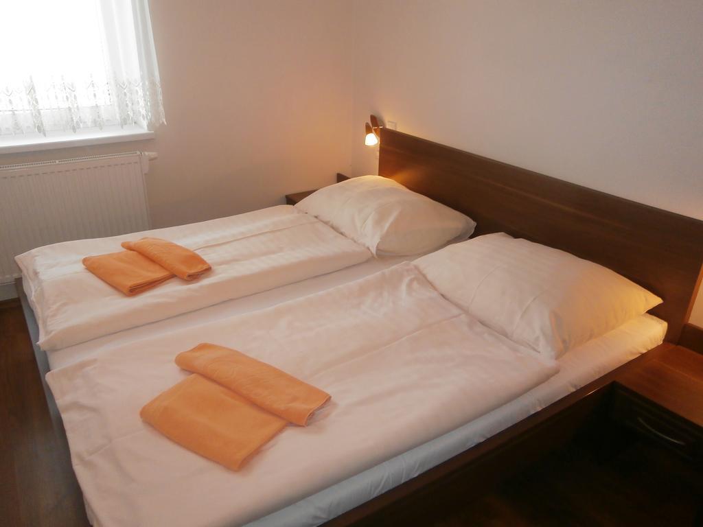 Hotel Flora Bešeňová Camera foto