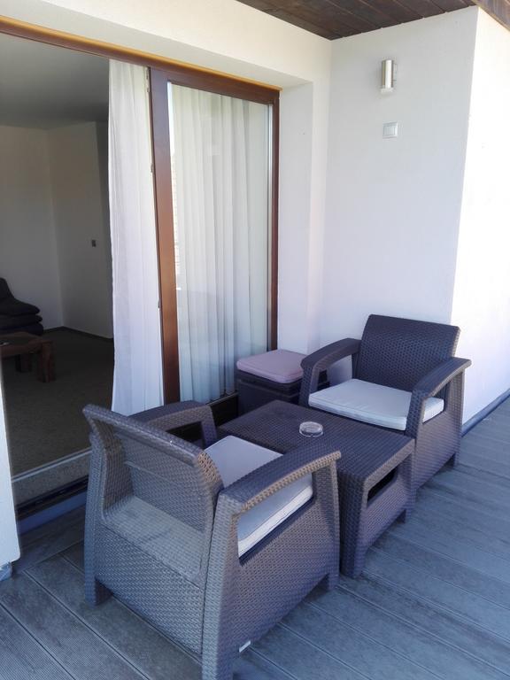 Hotel Flora Bešeňová Esterno foto